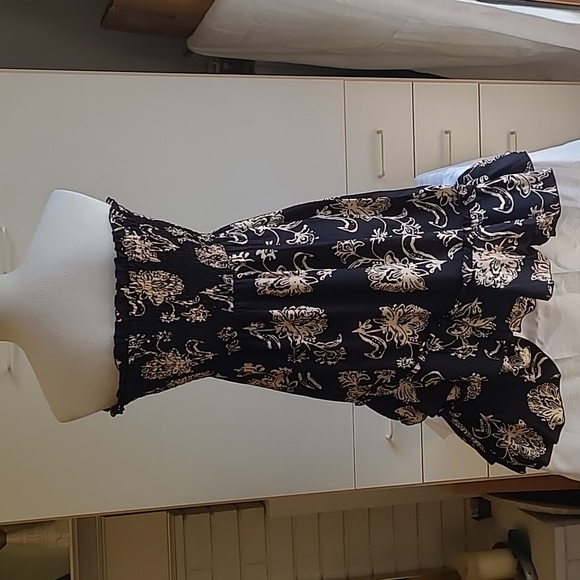 Santiki sundress, medium, black with cream flowers. - Picture 4 of 6